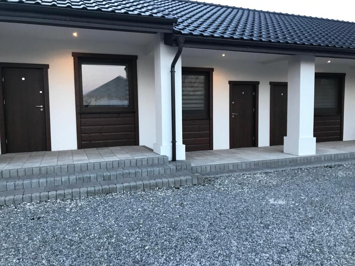 Gosciniec Krepa Hotell Lipsko Exteriör bild