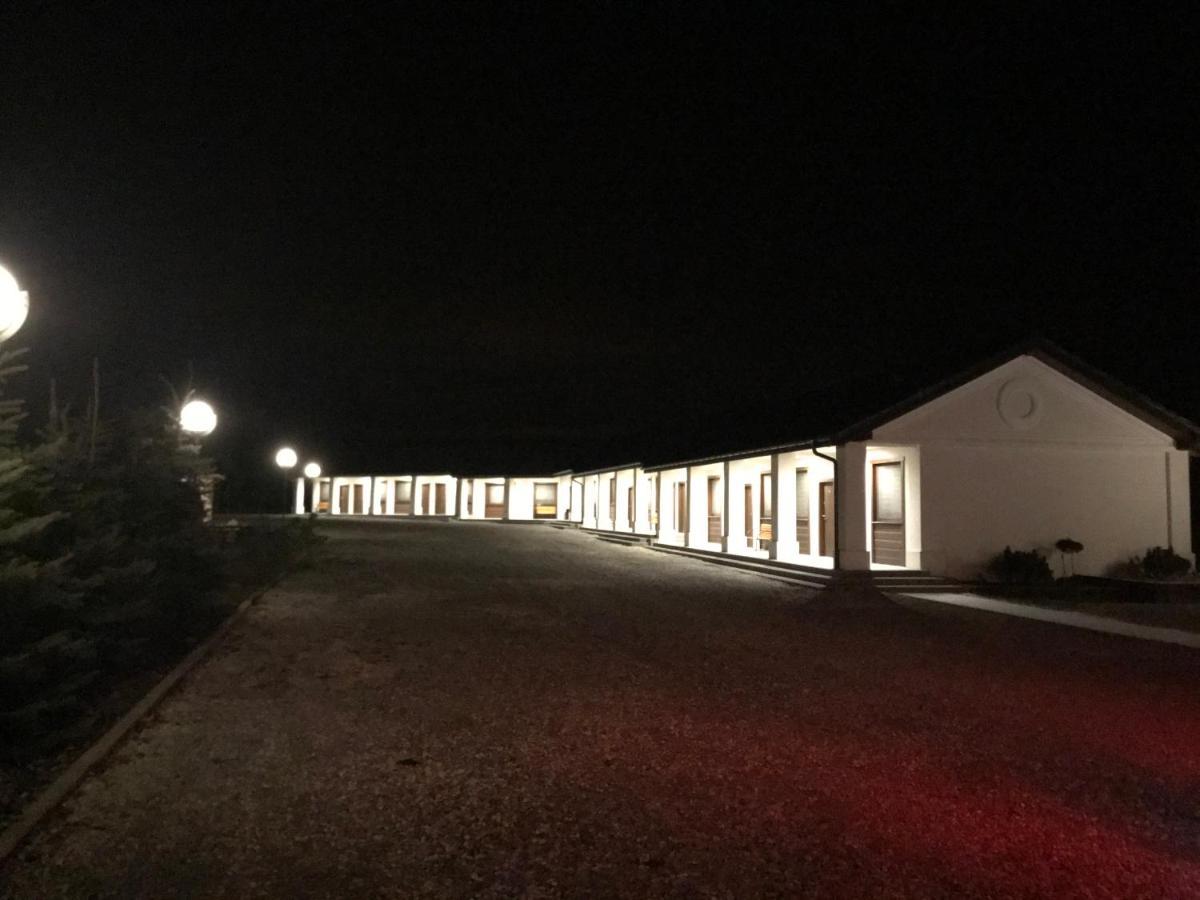 Gosciniec Krepa Hotell Lipsko Exteriör bild
